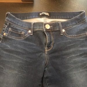 Women’s Express cropped leggings